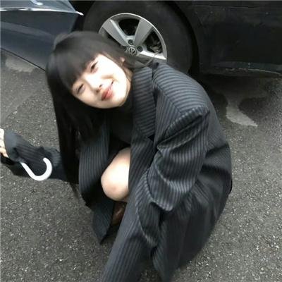 当扎卡里比弗来到小镇